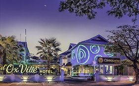 D'ox Ville Hotel Padang